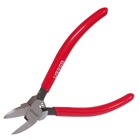 Pinza Corte Al Ras para Plástico y Materiales No Ferroso con Mango Rubber Grip 5" Urrea211G